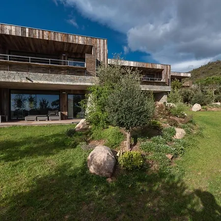 Les Lofts De Sainte-lucie-de-porto-vecchio * Sainte-Lucie de Porto-Vecchio